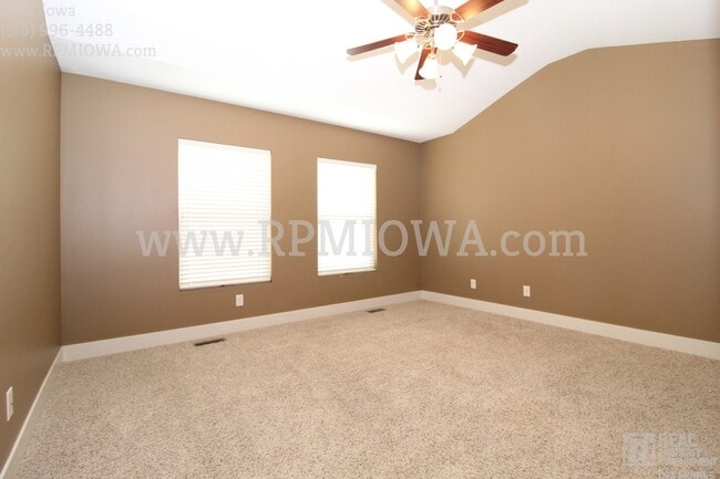 Building Photo - JOHNSTON SCHOOLS!! 3 Bed 2.5 Bath Townhome in Grimes