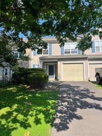 Building Photo - 2623 Virginia Ln