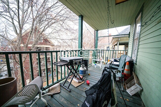 Building Photo - 63 Hillside St