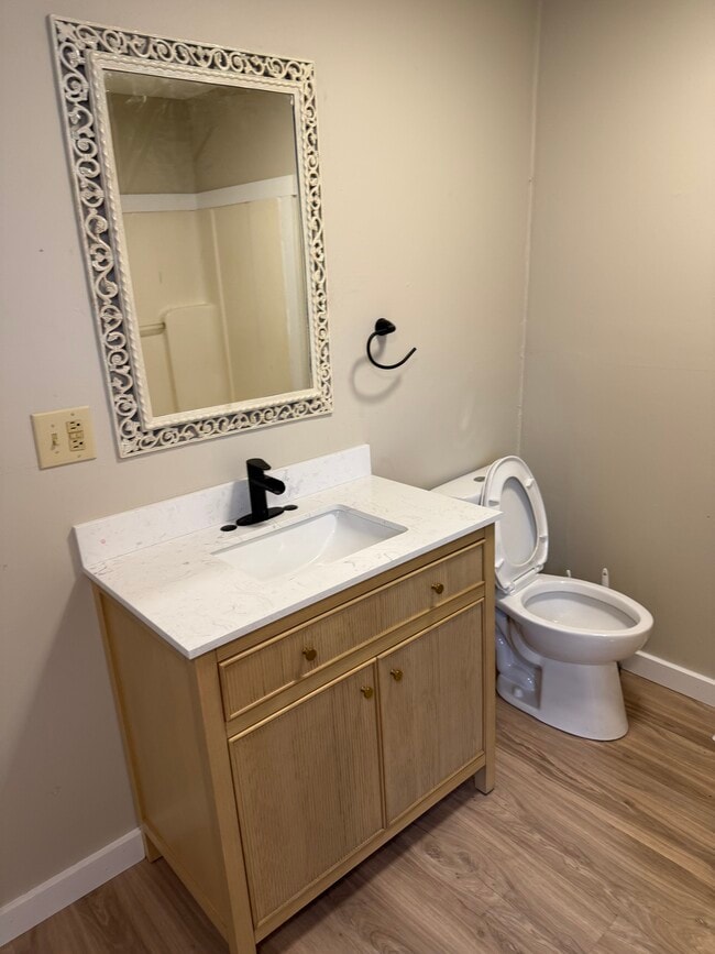 Building Photo - 1606 N Lindsay St