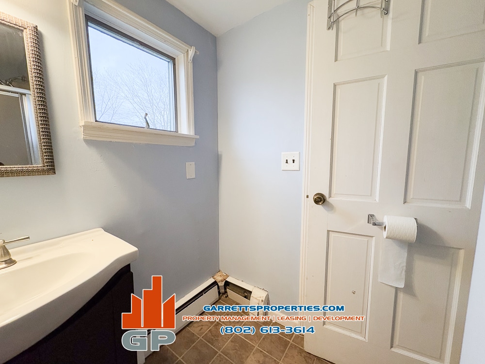 Building Photo - 4 Nashville Rd