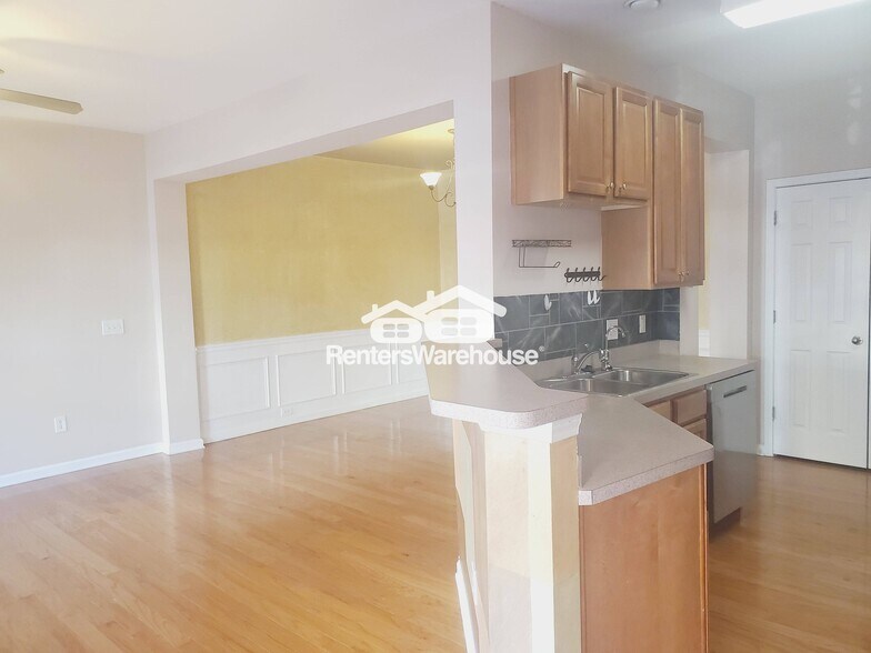 Building Photo - 1783 Willow Branch Ln