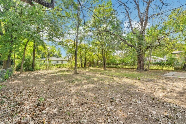 Building Photo - 3262 Kristen Dr