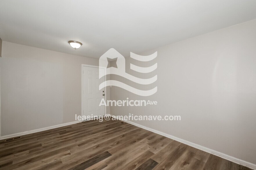 Building Photo - 4053 Arquette Dr