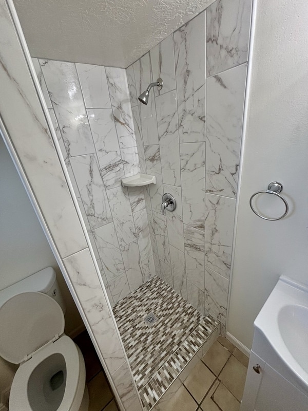 Building Photo - 1643 S State St