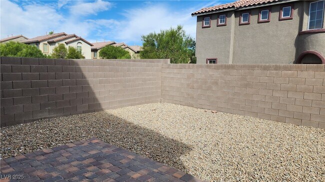 Building Photo - 7858 Morganite Ave