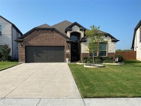Building Photo - 2244 Knightsgate Rd
