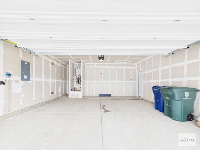 Building Photo - Brand New DR Horton Home Available Now