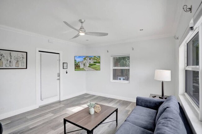 Building Photo - 37 Hendricks Isle