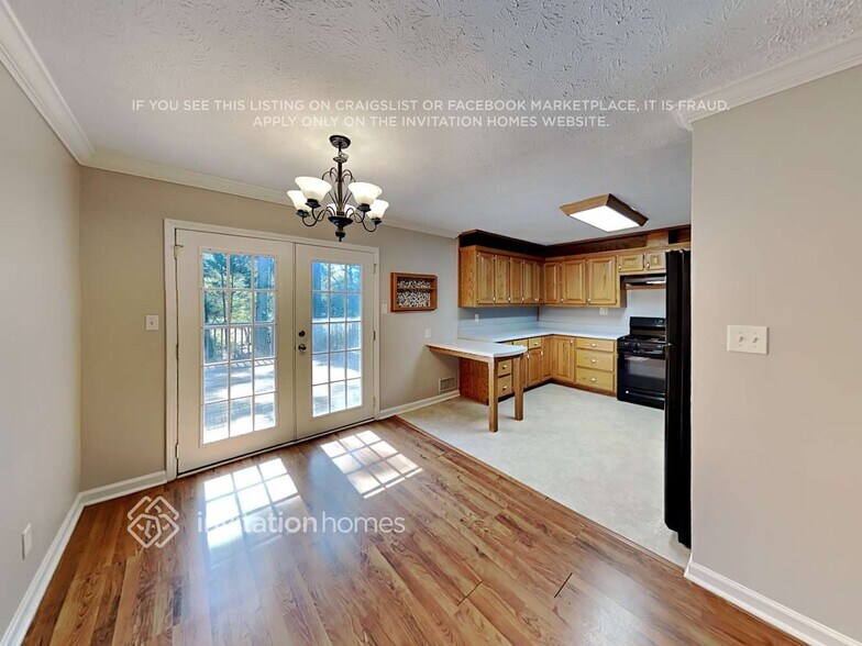 Building Photo - 4189 Terrace Dr
