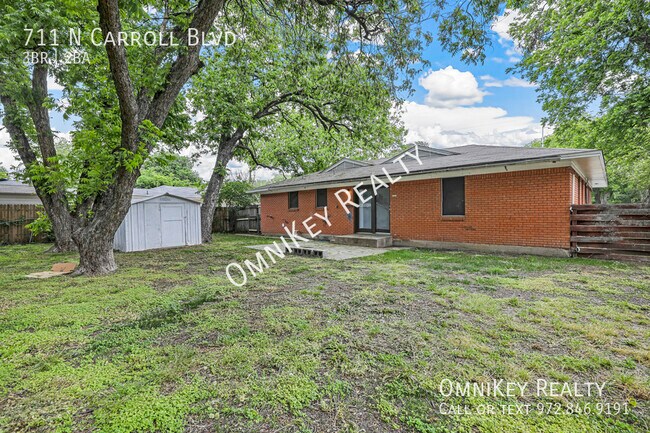 Building Photo - 711 N Carroll Blvd