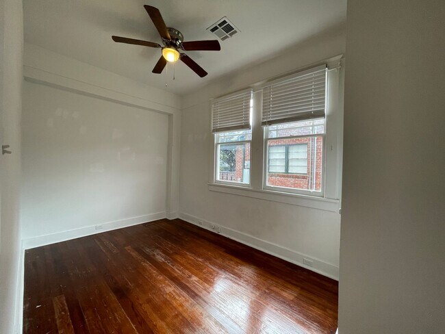 Building Photo - 1613-1615 Burdette Street