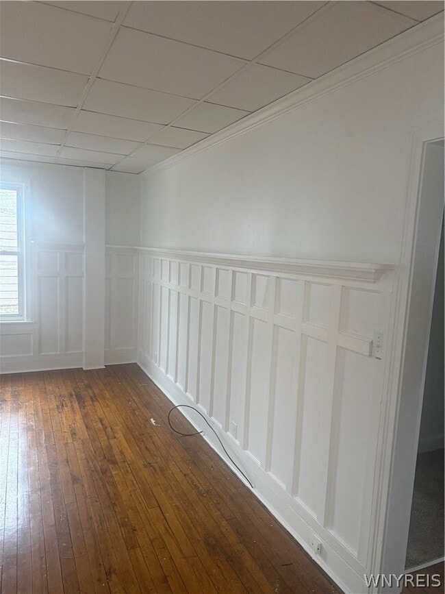 Building Photo - 60 W Hazeltine Ave