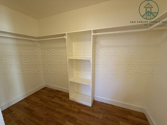Building Photo - 7042 Valley Greens Cir