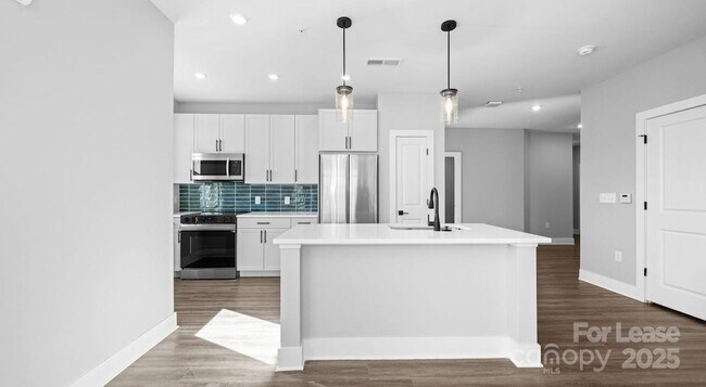 Building Photo - 120 Matheson Ave