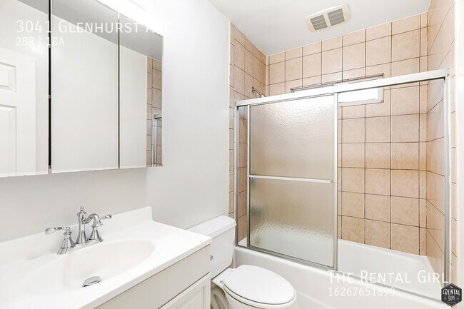 Building Photo - 3041 Glenhurst Ave