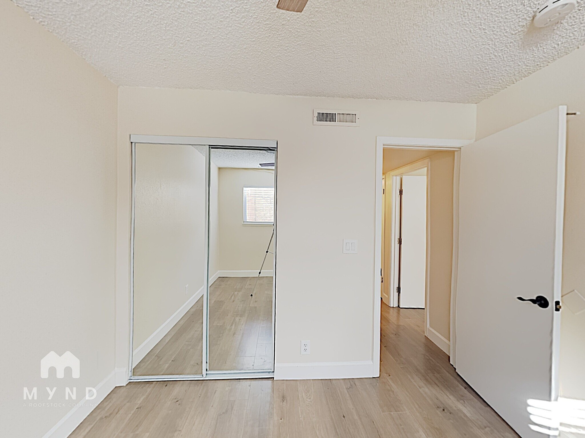 Building Photo - 6959 Greenback Ln