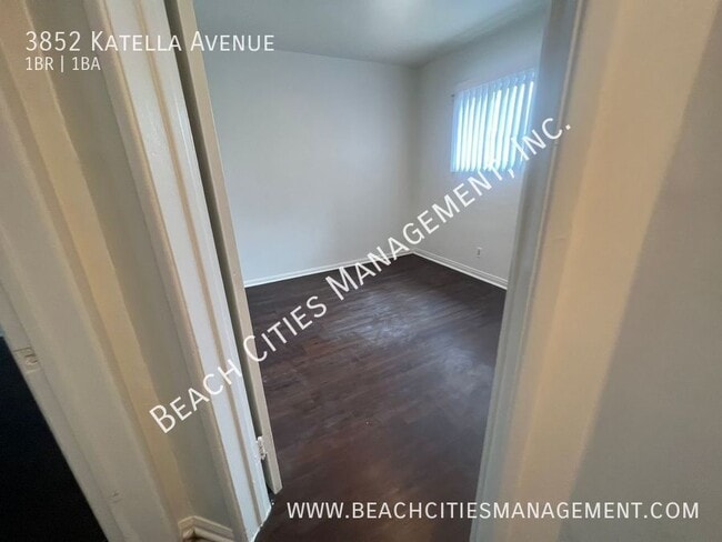 Building Photo - 3852 Katella Ave