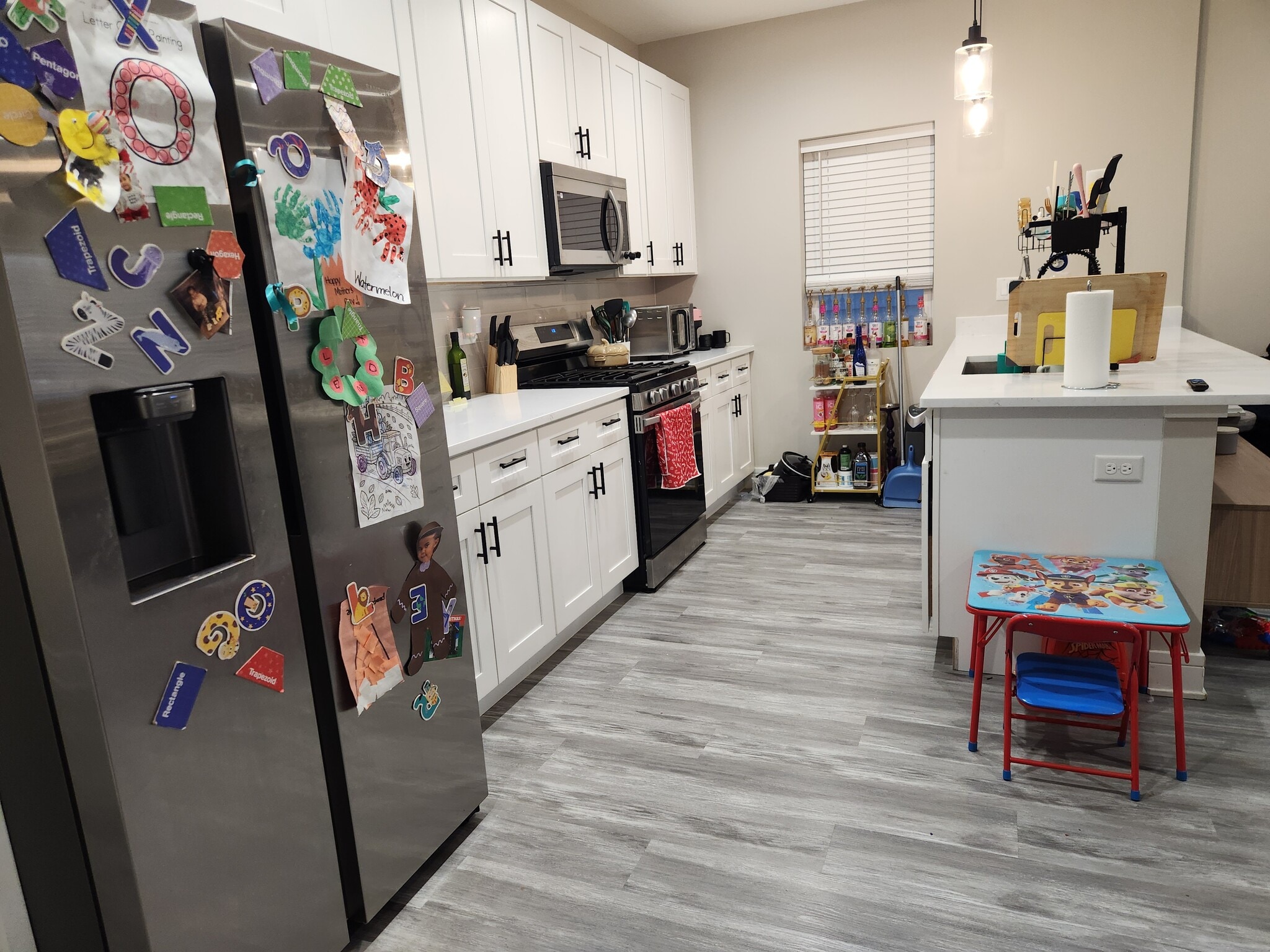 Building Photo - 4051 S Prairie Ave