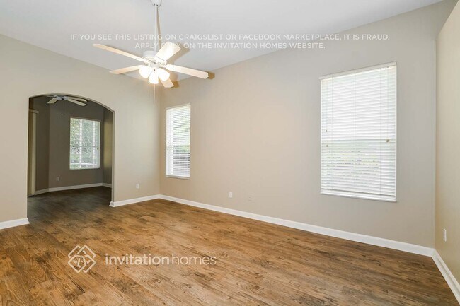 Building Photo - 3645 Tayside Ct