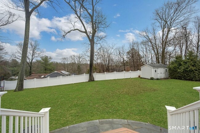 Building Photo - 51 Ledgewood Dr