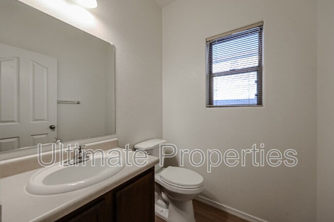 Building Photo - 18528 W Douglas Way