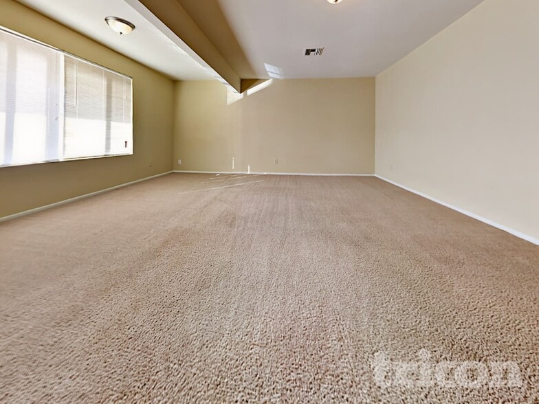 Building Photo - 4127 W Mission Ln