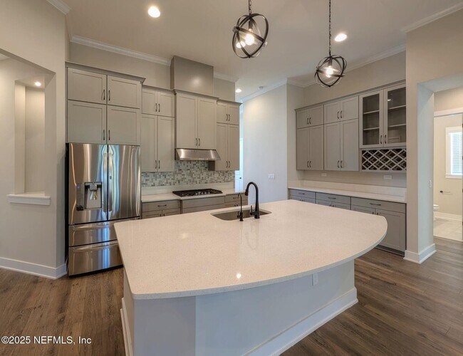 Building Photo - 141 Topside Dr.