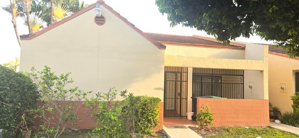Primary Photo - 14912 SW 88th Ter