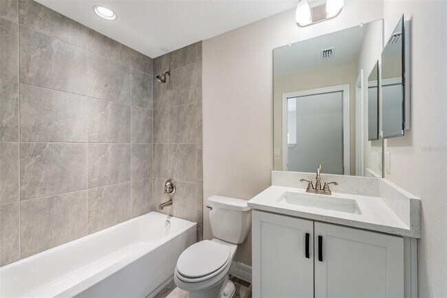 Building Photo - 4807 Cypress Clb Pl