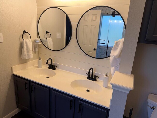 Building Photo - 1504 Sleepytime Trail