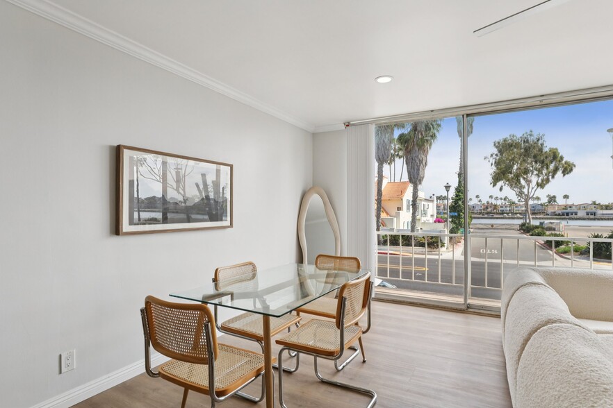 Building Photo - 383 Bay Shore Ave