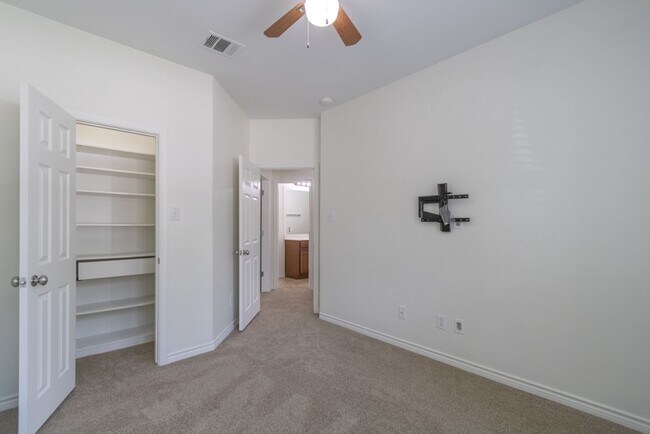 Building Photo - 2521 Durlston Ct, Cedar Park, TX 78613