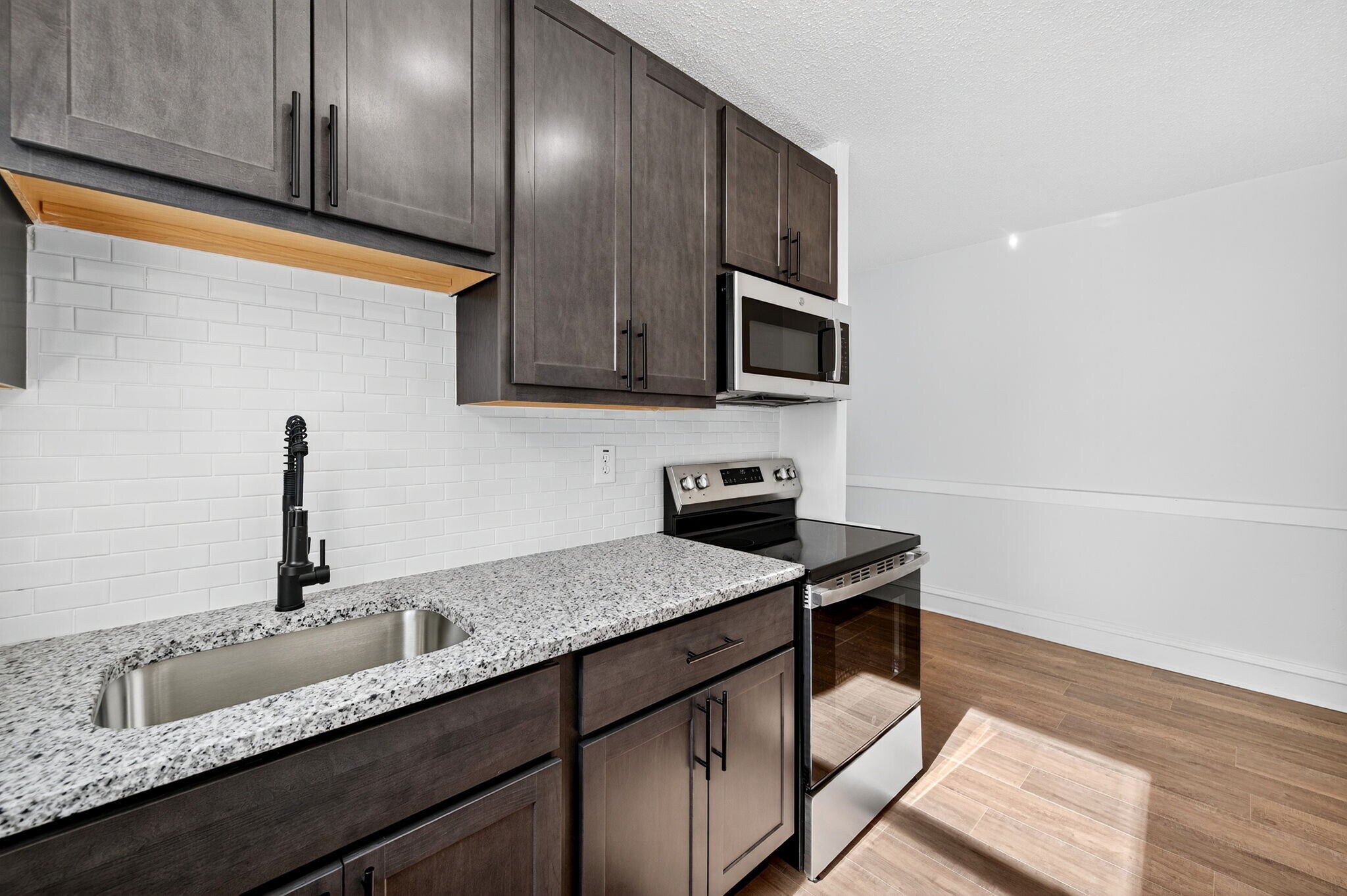 Building Photo - 5803 S Kingshighway Blvd