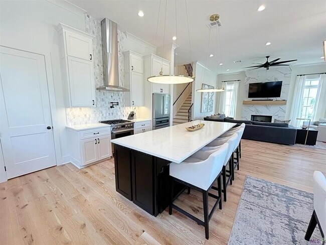 Building Photo - 4 Bedroom House in Pointe Marie- Furnished or unfurnished rental options available.