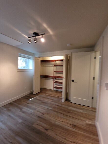 Building Photo - 7514 3rd Ave NW