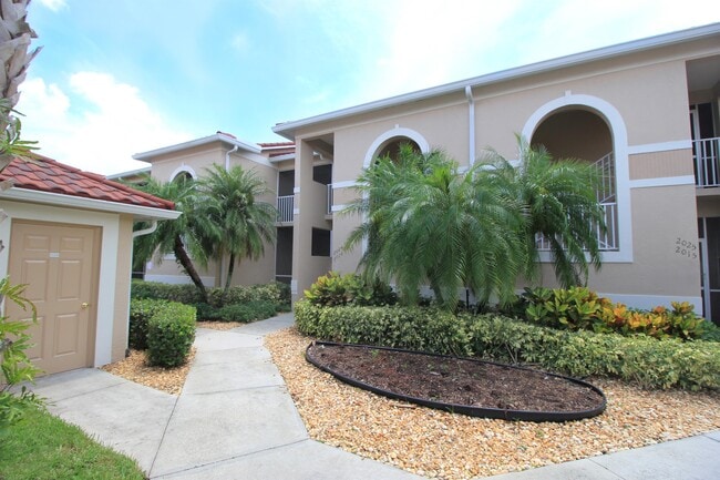Building Photo - 2820 Cypress Trace Cir