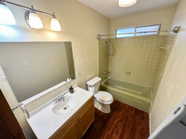 Building Photo - 105 Felder Dr