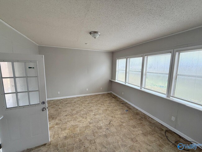 Building Photo - 2106 NW Sullivan Rd