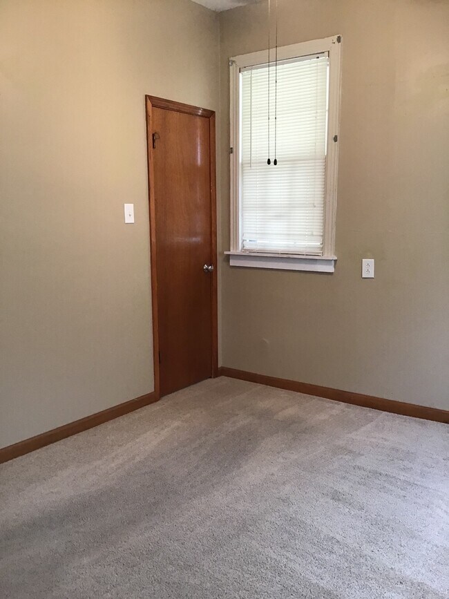 Building Photo - 1124 Hatchie St