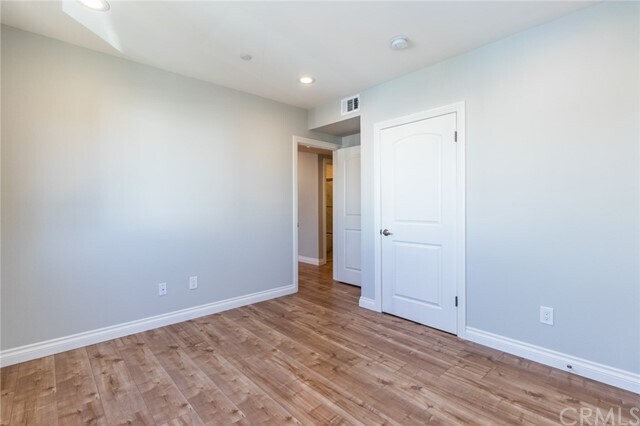 Building Photo - 1739 S Longwood Ave