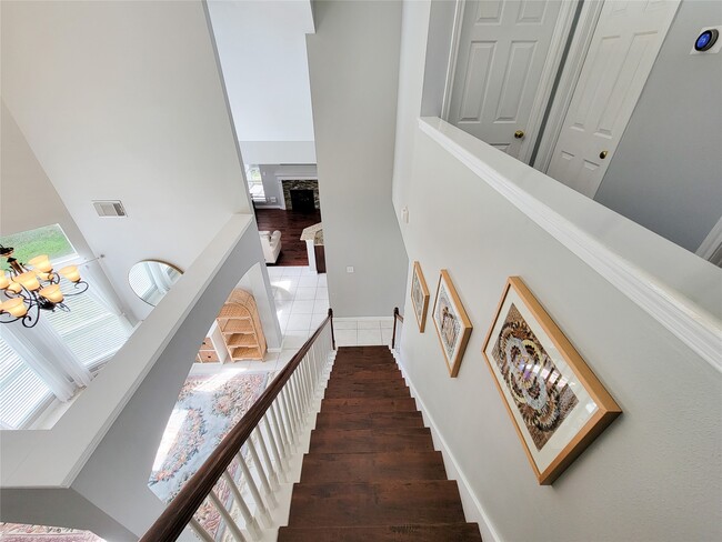 Building Photo - 15607 Tarpon Springs Ct