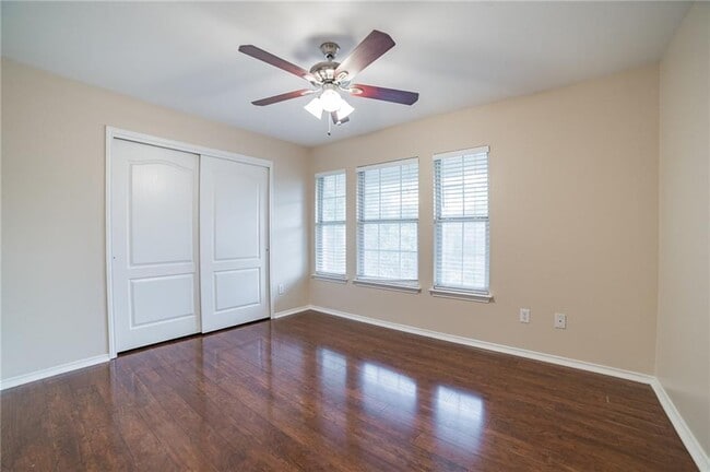 Building Photo - 11228 Pickard Ln