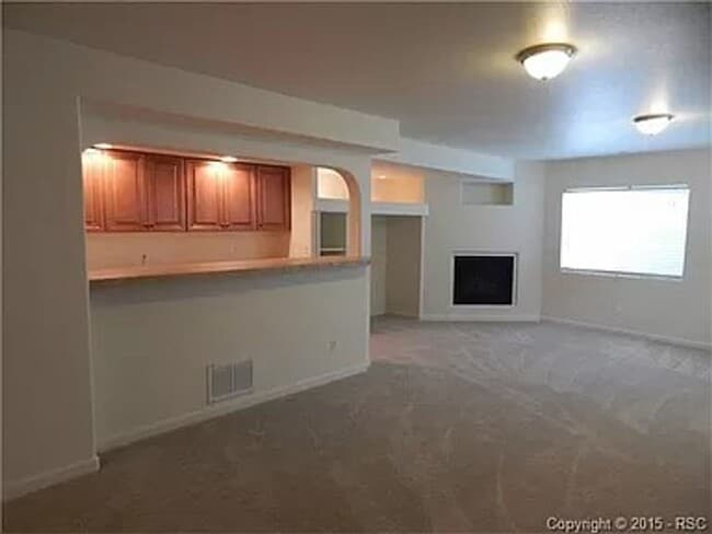 Building Photo - 1319 Lily Lake Dr