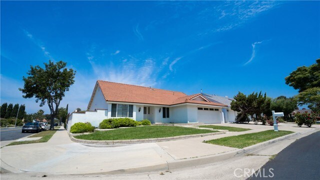 Building Photo - 15451 Verdun Cir