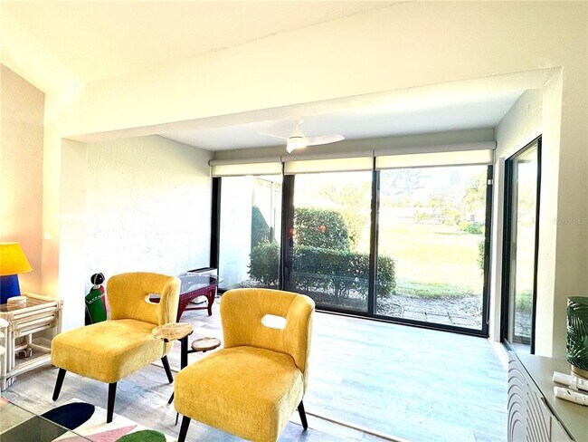 Building Photo - 5222 Myrtle Wood