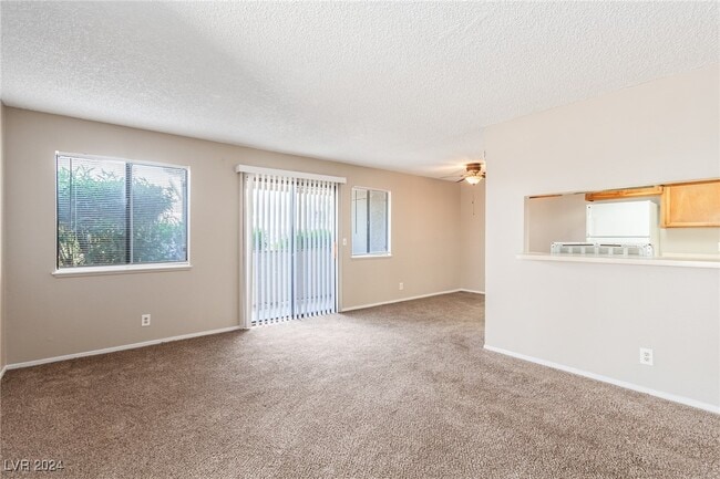 Building Photo - 3701 Snorkel Cir