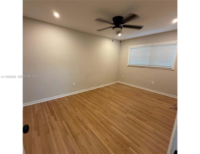 Building Photo - 1032 Obispo Ave