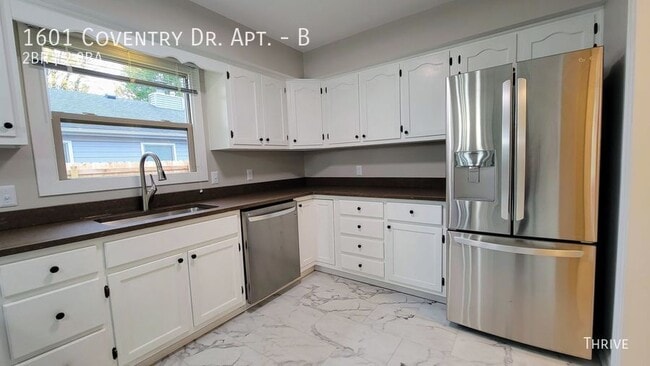 Building Photo - 1601 Coventry Dr