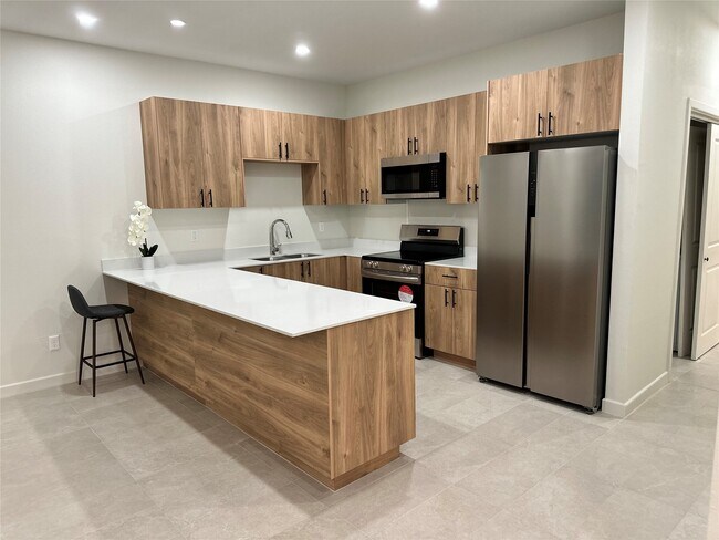 Building Photo - 4984 Alexa Rd